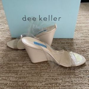 Dee Keller vinyl wedges, SIZE 37